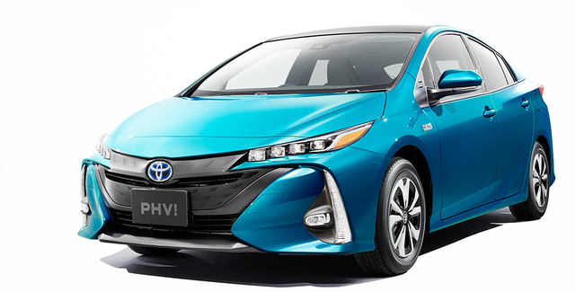 プリウスPHVの車検代はいくら?【2019年版の計算結果】